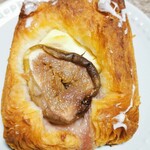 ローゼンブルク - イチジクとアーモンドクリームチーズのブルンダー