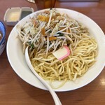 極濃タンメン フタツメ - 麺(かなり硬め…)
