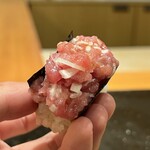 鮨 まつうら - 中落ちと脳天の手巻き