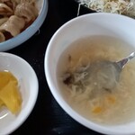 台湾料理 福祥居 - 定食のスープ