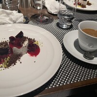 Prime42 steakhouse & sky bar - 