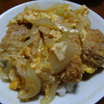 辻肉店 - 厚切り豚カツをカツ丼に