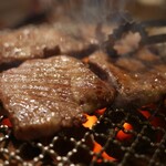 炭火焼肉ホルモンさわいし - 