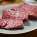 炭火焼肉ホルモンさわいし - 厚切りハラミ