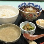 自然薯とろろ定食