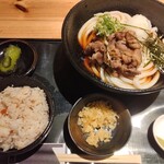 Udon Ryouri Sen - 牛肉の冷やしうどん、炊き込みご飯セット