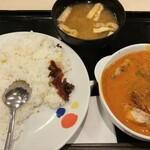 松屋 - ごろごろチキンのバターチキンカレー