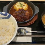 松屋 - 黒毛和牛１００％ハンバーグライスセット