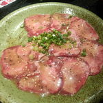 焼肉六甲 - 塩だれタン