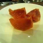 エガサン - 柿(オーナーからのサービスの柿)