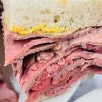 KATZ'S DELICATESSEN - 