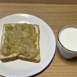 いばらきフラワーパーク - 料理写真:パンにぬってトースト