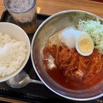 カルビ丼とスン豆腐専門店 韓丼 - 旨辛冷麺
