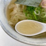 Shinasoba Isshin - スープ