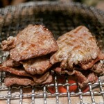 炭火焼肉ホルモンさわいし - 