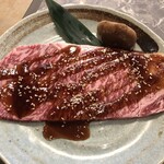 川崎名物 炭火焼肉 食道園 - 和牛サーロイン　2,900円　→    1,450円