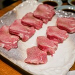 炭火焼肉ホルモンさわいし - 