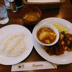 ラグーナ - 令和5年8月
平日ランチタイム(11:00〜14:00)
日替わりランチ 850円
ポーク焼肉、チキンカツ、肉じゃが、サラダ、ご飯、みそ汁