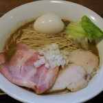 ラーメン 裏健やか - 正面から