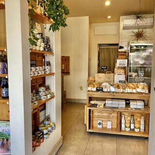 エム パントリー_2