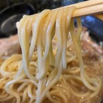 川出拉麺店 - 麺リフト