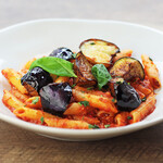 Fried eggplant penne “arrabbiata”