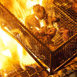 Kurokiya - 強力な炭火で焼き上げるもも炭火焼き