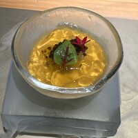 鮨shizuku 西天満 - 山形産金のとうもろこし　冷静茶碗蒸し　お出汁のジュレ　キャビア