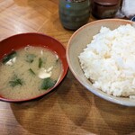 Tonkatsu Taikou - ご飯と味噌汁