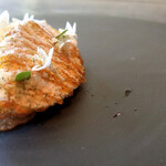 レヴォ - アルベット、黒文字クリーム