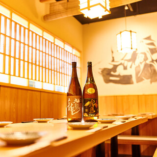 扉付きの完全個室やゆったりお座敷個室も広々ご用意。