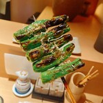 焼鳥 おみ乃 - ししとう