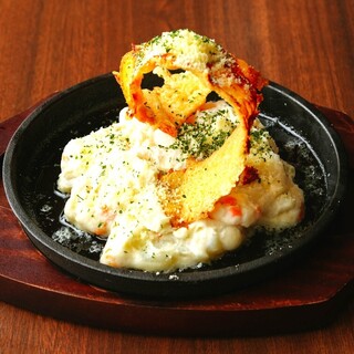 アラカルトも充実☆明太ポテサラにパスタにアヒージョなど◎