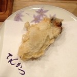 天ぷら てんかつ - どでかい牡蠣の天ぷら