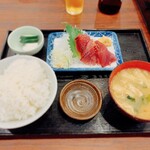 Sakura Shokudou - かつお刺身定食