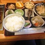 かし原 - 日替わり定食（710円）