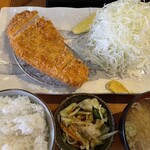 とんかつ専門店 がんばり亭 - ロースカツ定食