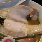 中華そば いづる - 鶏チャーシュー