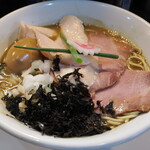 中華そば いづる - 後ろから