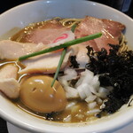 中華そば いづる - 右から