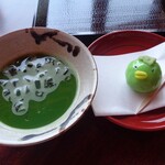 江戸千家流 御茶室 清泰庵 - 抹茶と河童の和菓子