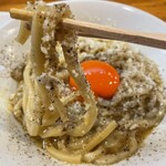 極汁美麺 umami - 麺リフト