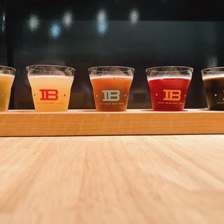 毎日替わる世界から厳選した豊富なビール！お好みの一杯をどうぞ