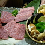 焼肉 にくなべ屋 神戸びいどろ - 神戸牛カルビ盛セット