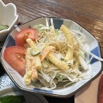 うな中 - うなぎ丼(特上) 2,200円 (サラダ)