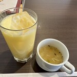 Namasute - マンゴーラッシーとスープバーのスープ