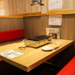 ご家族連れ歓迎◎ゆったりと寛げるボックス席やカウンター席も