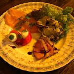 Tokyo salonard cafe : dub - 前菜4種の盛り合わせ