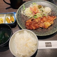 焼肉・しゃぶしゃぶ たちばな ヒルトンプラザイースト店 - 