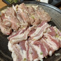 ホルモン焼肉 富や 栄店 - 